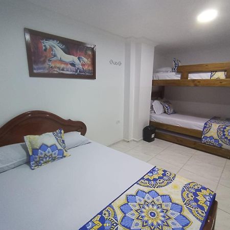 Hotel Eterna Primavera Медельин Экстерьер фото